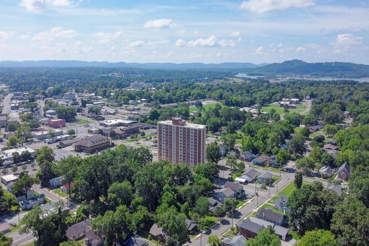 Stylish 1 Bedroom Apartment In Gadsden, Al Bagian luar foto