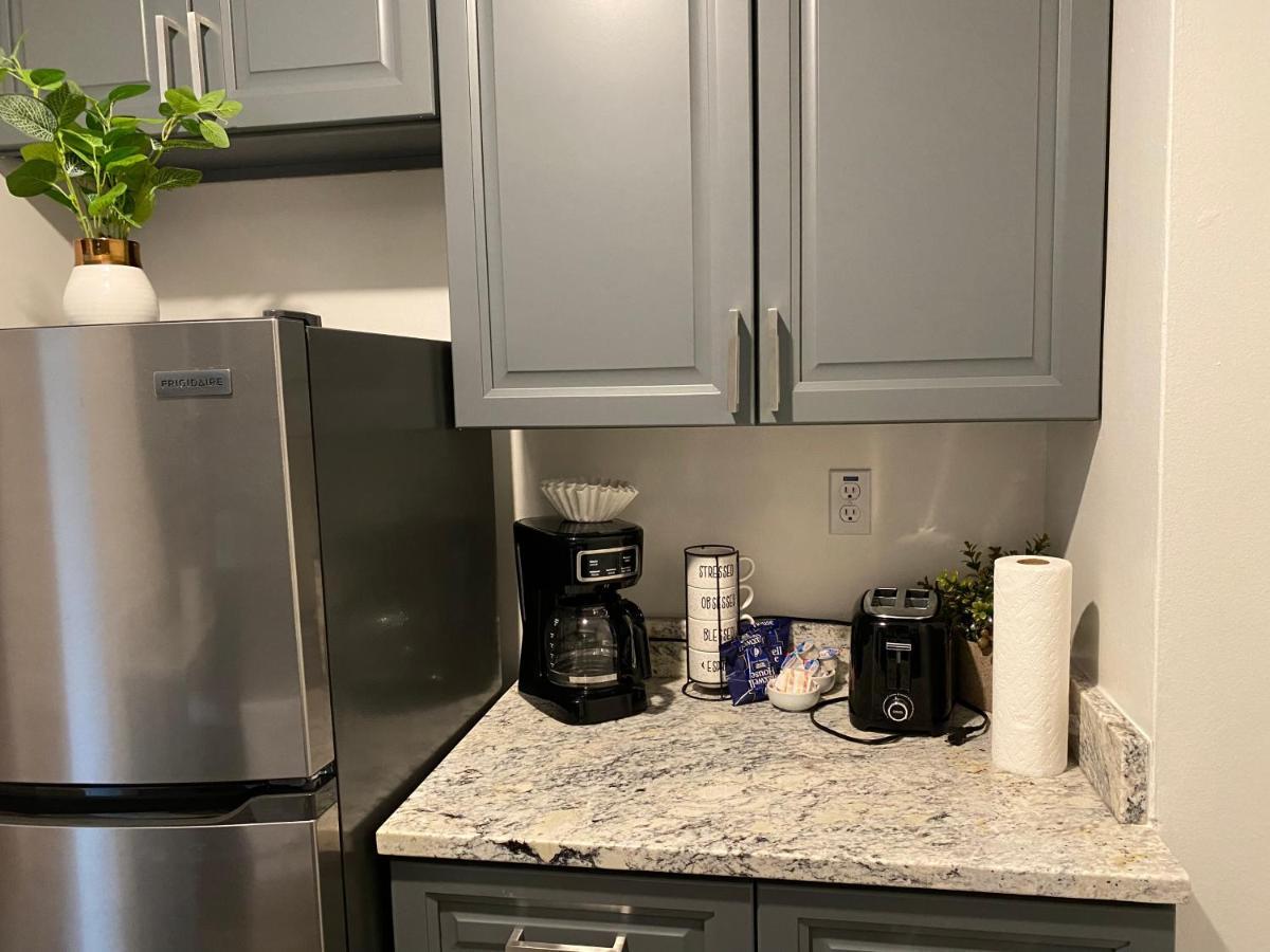Stylish 1 Bedroom Apartment In Gadsden, Al Bagian luar foto